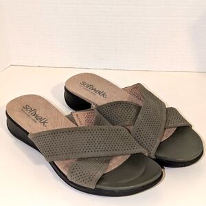 SoftWalk Women'sโ Leather Khaki Green Slide Sandals Size 9